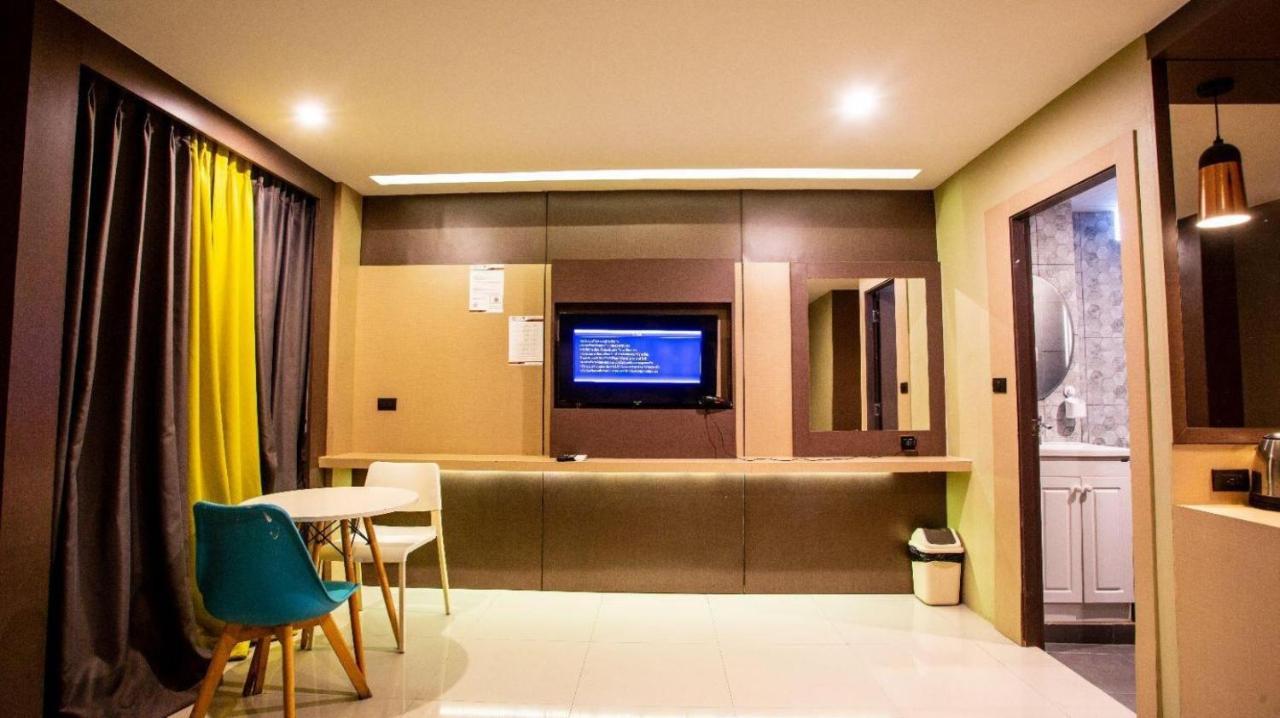Grande Classic By Goad Avadhess Hospitality 1 Km Walking Street Pattaya Beach מראה חיצוני תמונה