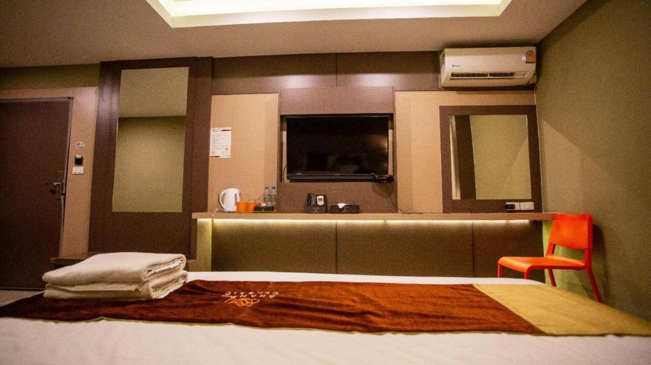 Grande Classic By Goad Avadhess Hospitality 1 Km Walking Street Pattaya Beach מראה חיצוני תמונה