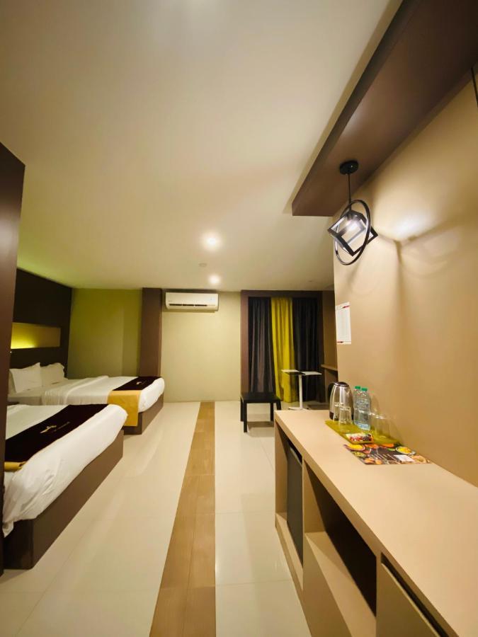 Grande Classic By Goad Avadhess Hospitality 1 Km Walking Street Pattaya Beach מראה חיצוני תמונה